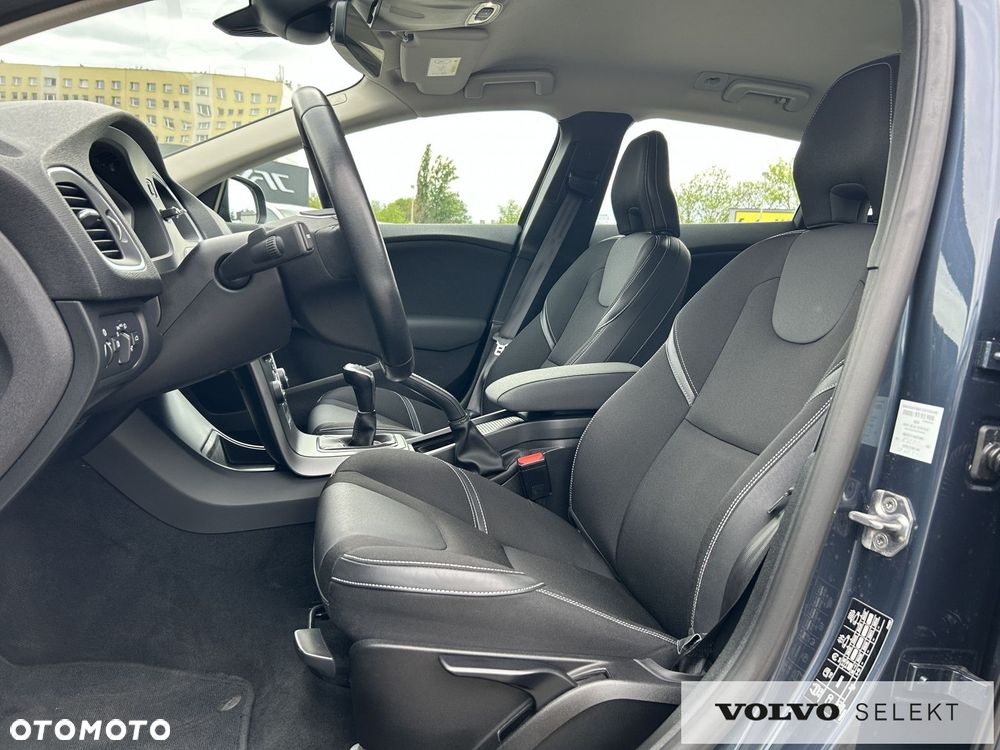 Volvo V40 - 11
