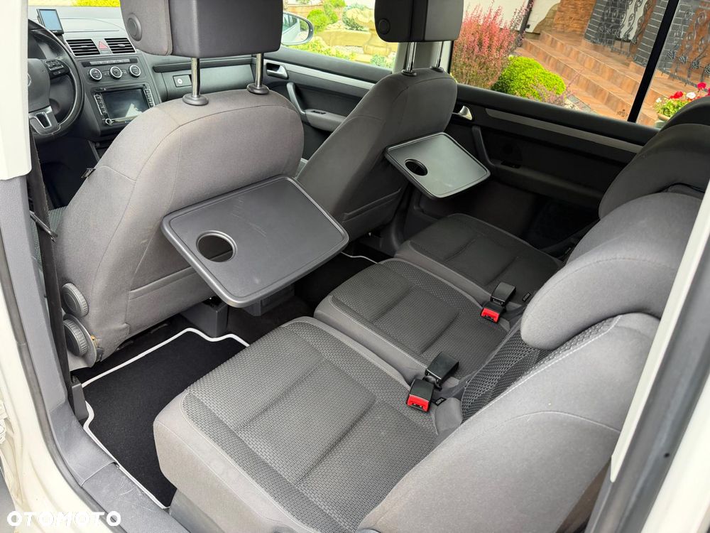 Volkswagen Touran 2.0 TDI DPF BlueMotion Technology DSG Life - 33