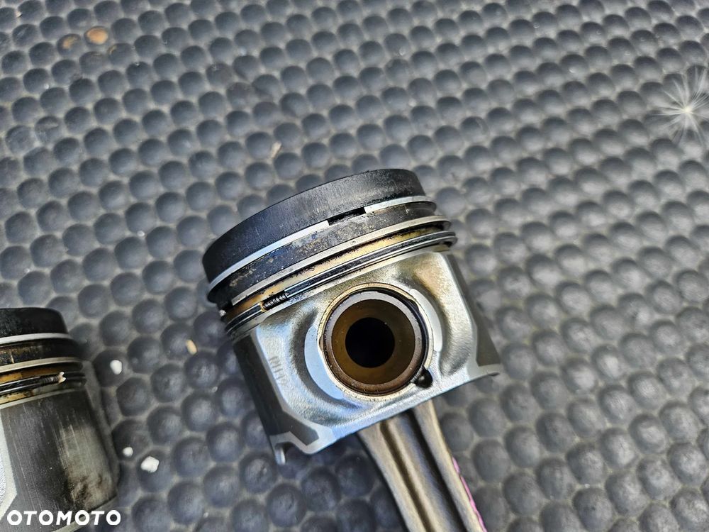 Tłok Tłoki 059AB BHS Korbowód Korba Panewki 2.7 TDI V6 Audi A6 C6 - 10