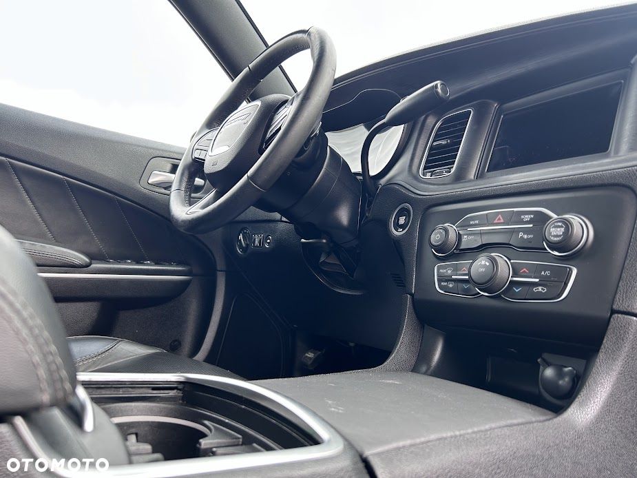 Dodge Charger 5.7 R/T - 15