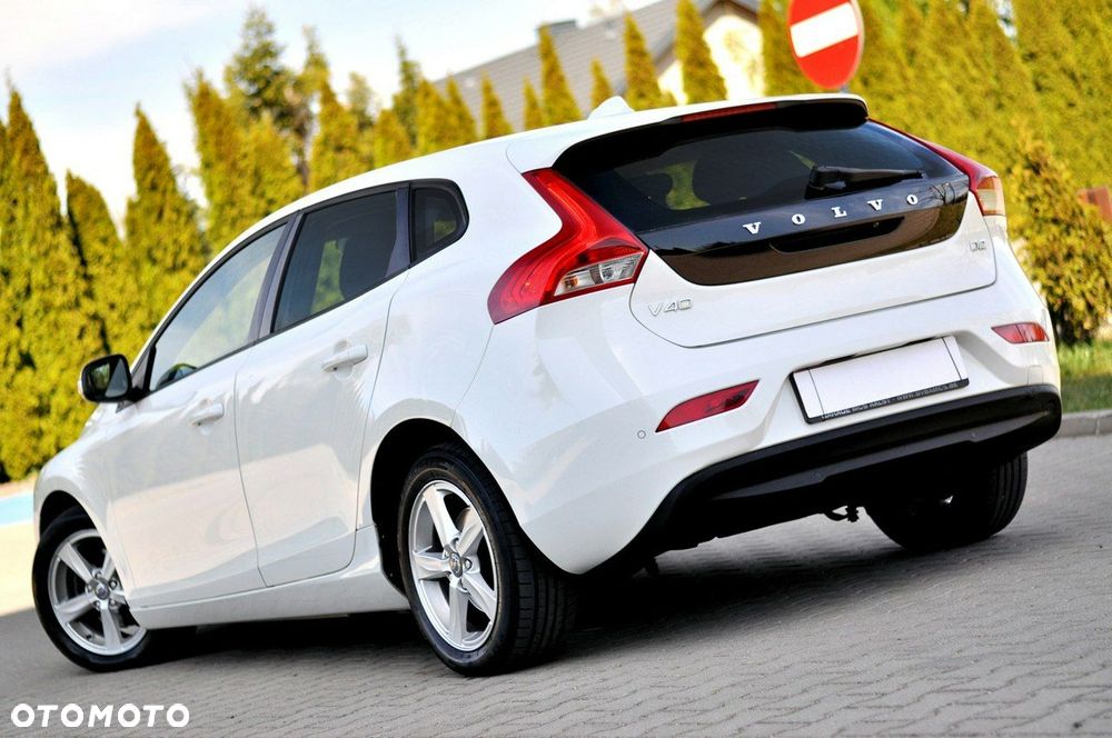 Volvo V40 D2 Momentum - 31