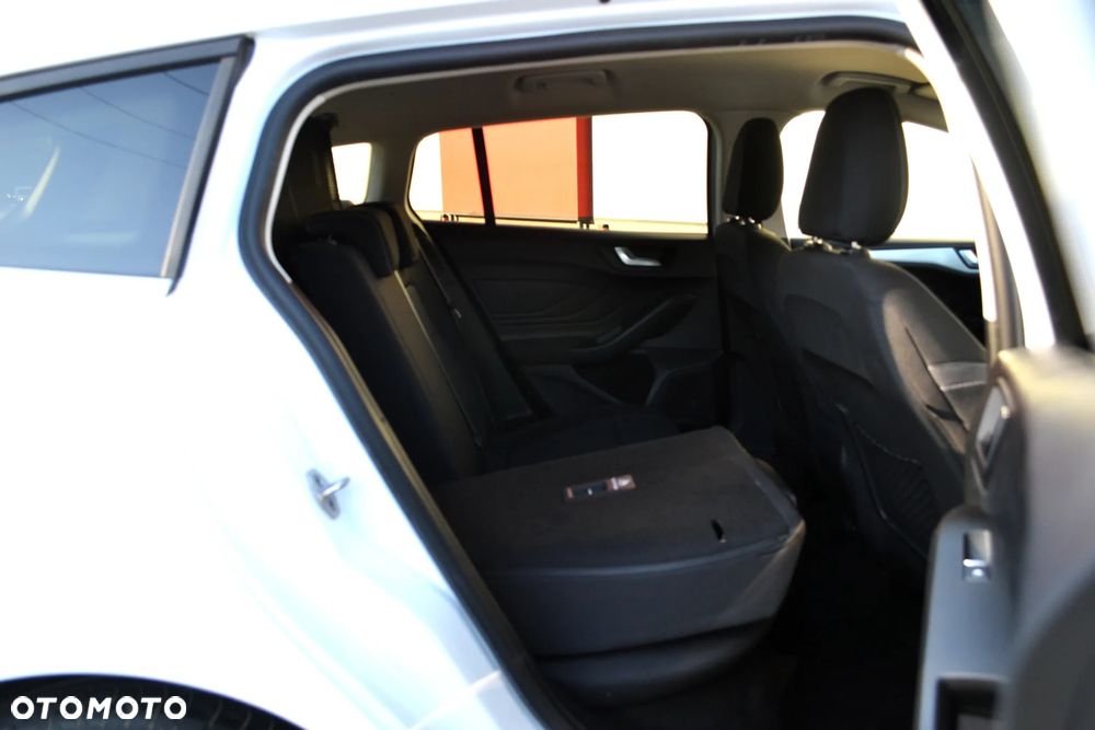 Ford Focus 2.0 TDCi Titanium ASS PowerShift - 13