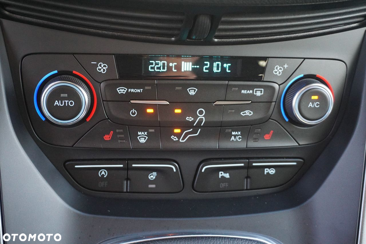 Ford Kuga - 8