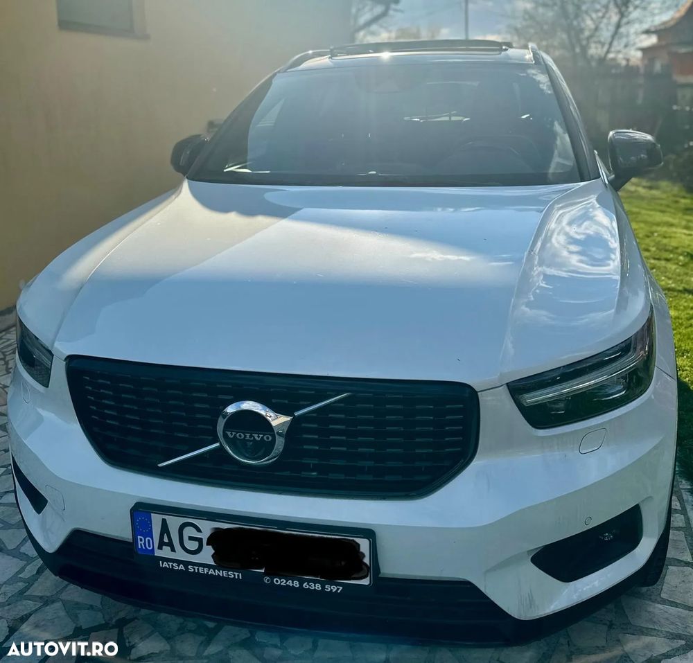 Volvo XC 40 D4 AWD R-Design - 2
