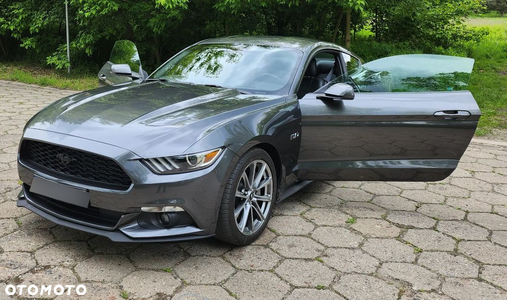 Ford Mustang 5.0 V8 GT - 4