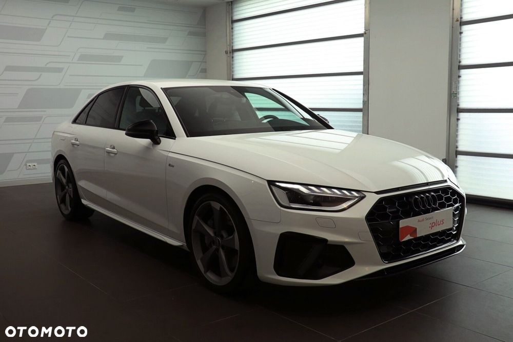 Audi A4 Limousine - 8