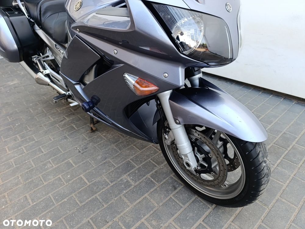 Yamaha FJR - 35