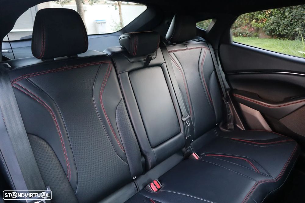 Ford Mustang Mach-E 98.7 kWh Premium AWD - 27