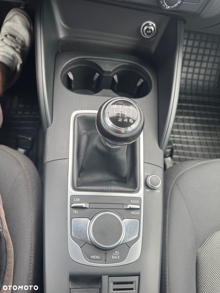 Audi A3 Limousine 1.6 TDI - 16