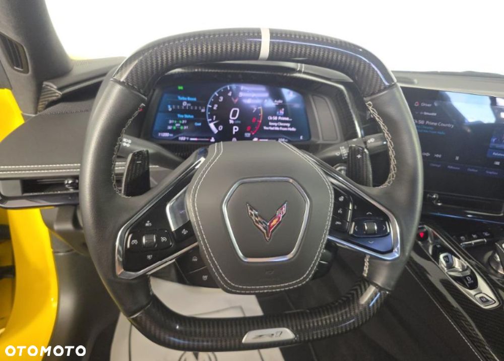 Chevrolet Corvette - 10