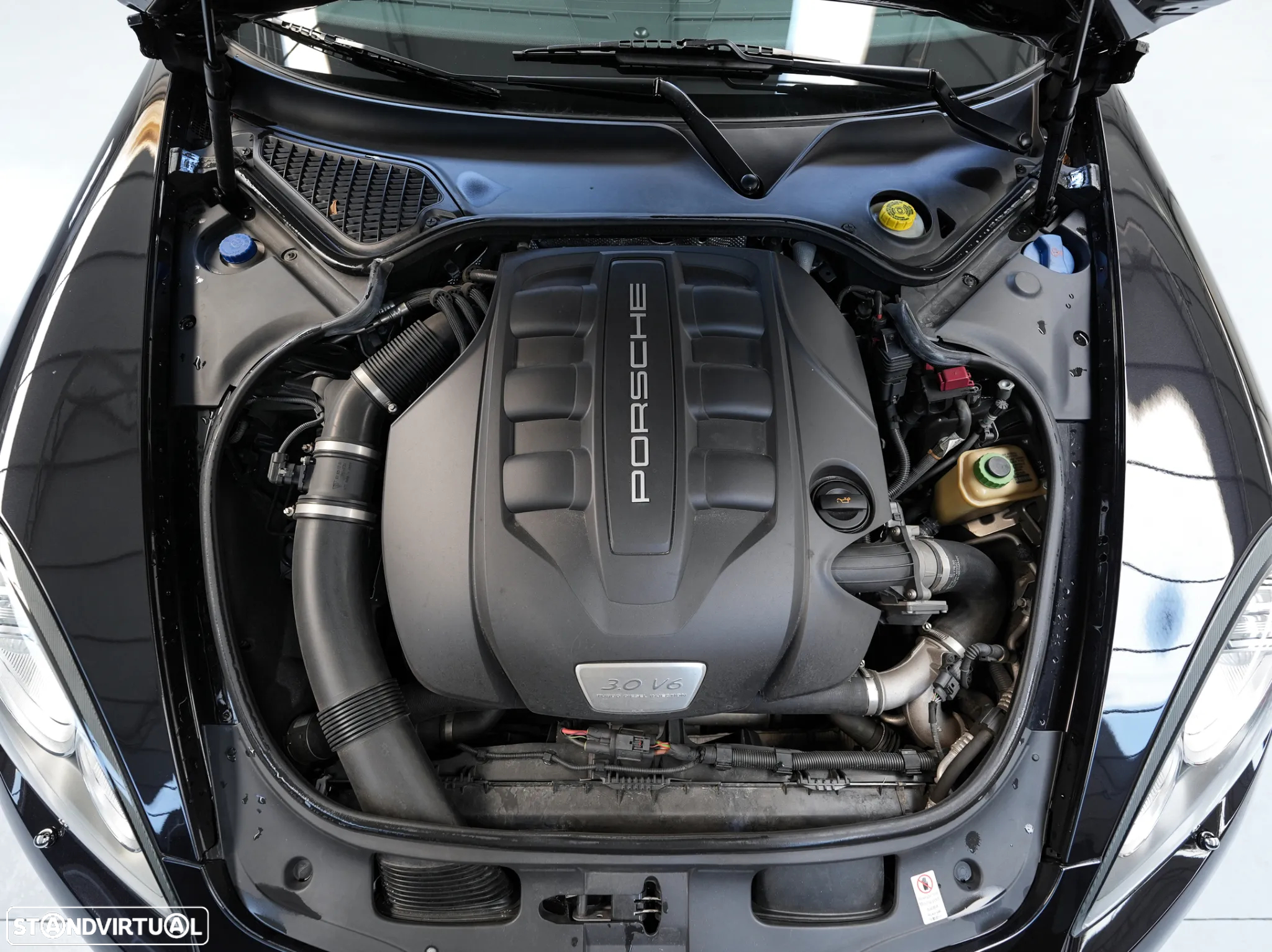 Porsche Panamera Platinum Edition - 16