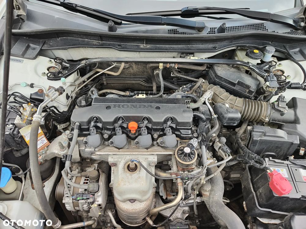 Honda Accord 2.0 Elegance - 22