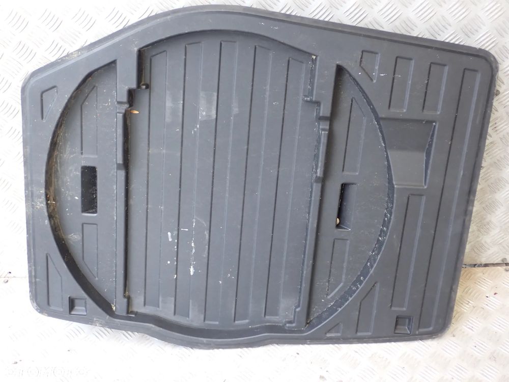 PODŁOGA / WKŁAD KOŁA AUDI A6 C7 KOMBI  4G9863547 / 4G9863547A - 1