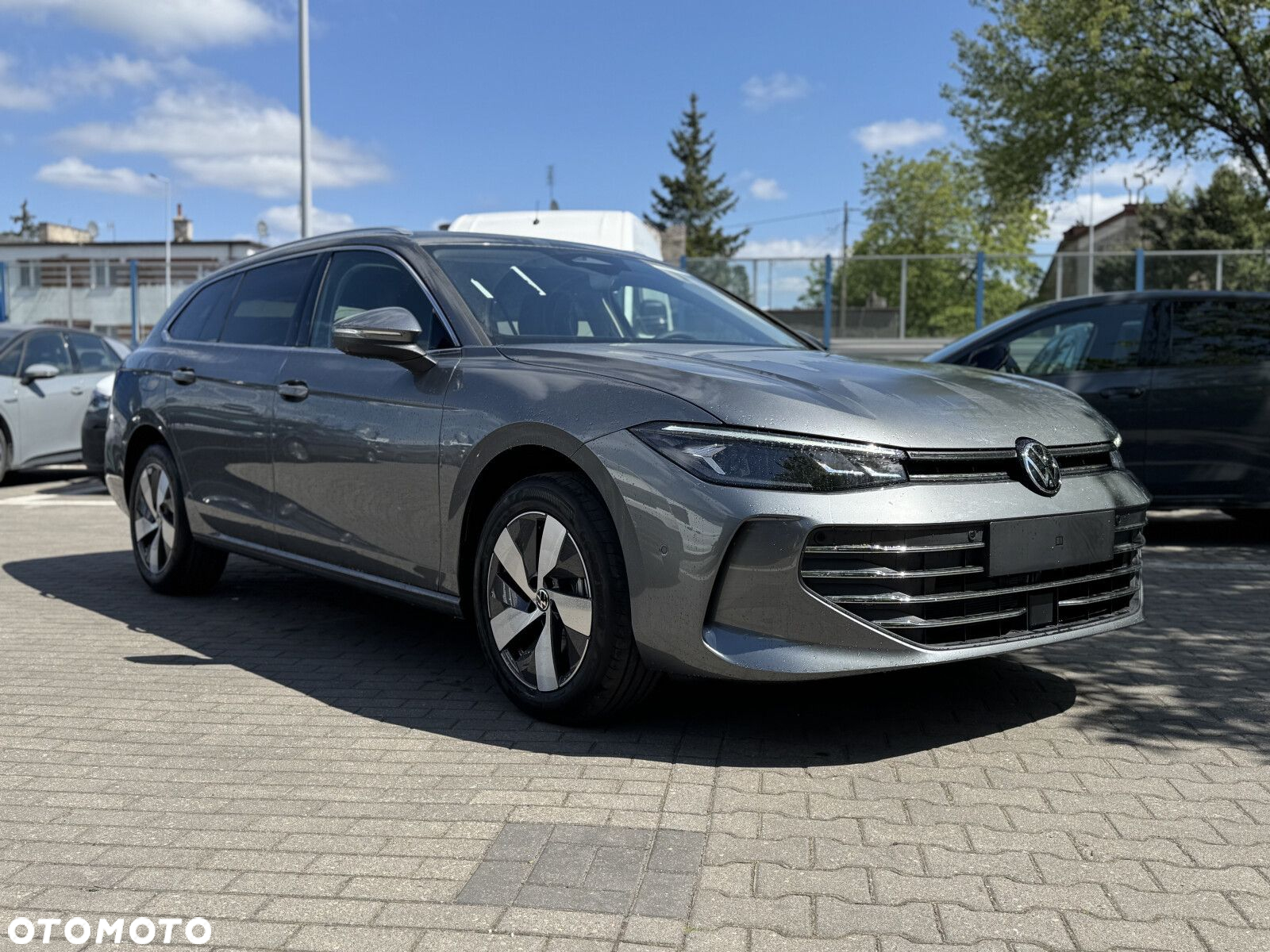 Volkswagen Passat - 34