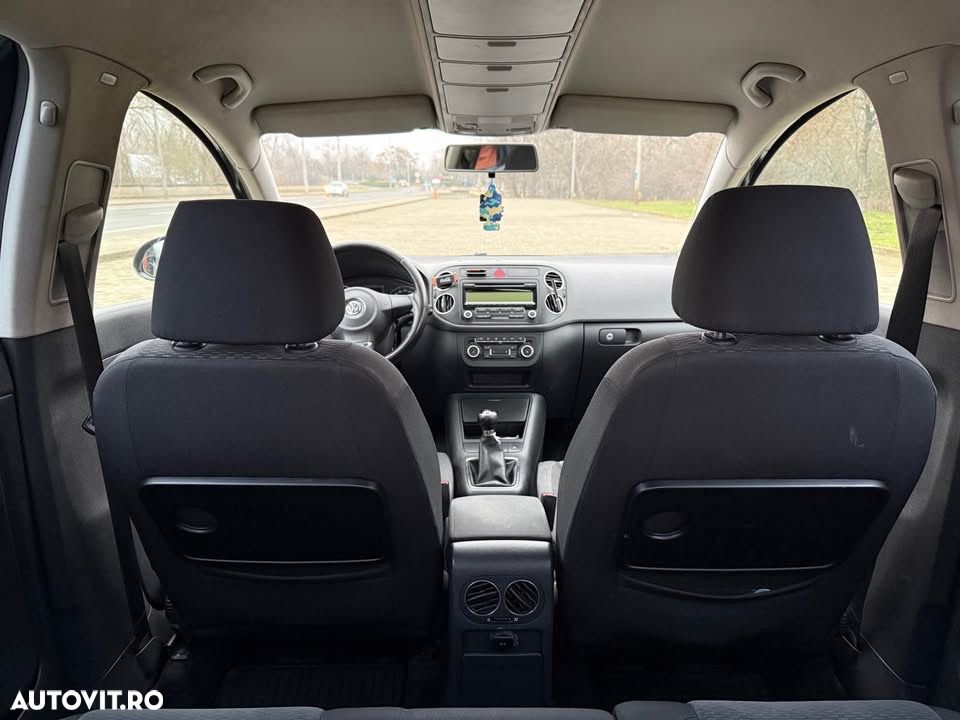 Volkswagen Golf 2.0 TDI Comfortline - 6