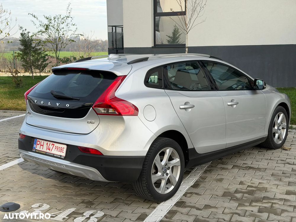 Volvo V40 Cross Country D2 Momentum - 6