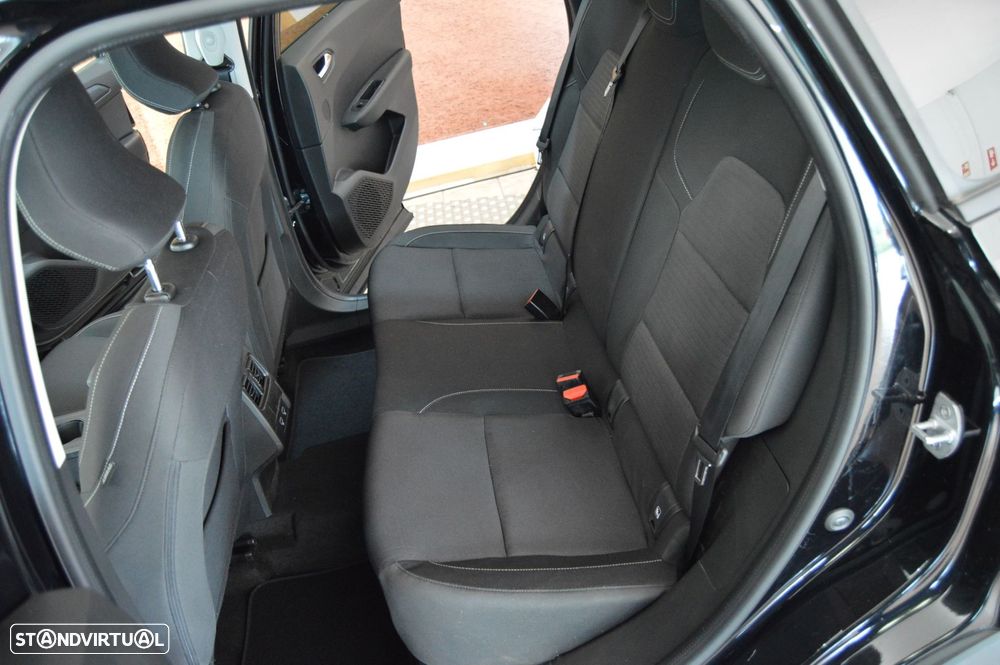 Renault Arkana TCe Mild Hybrid 140 EDC Evolution - 25