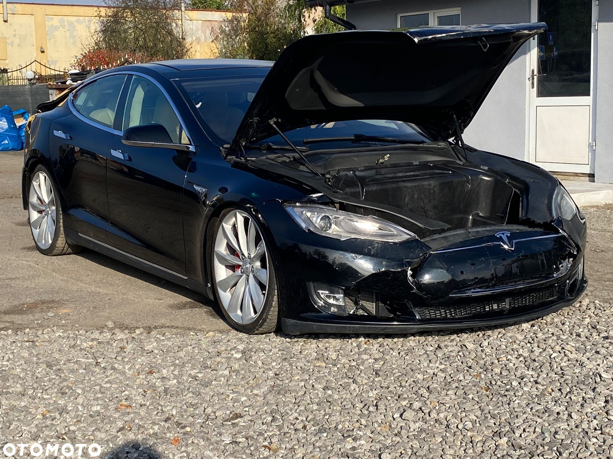 Tesla Model S 85 D Performance - 4