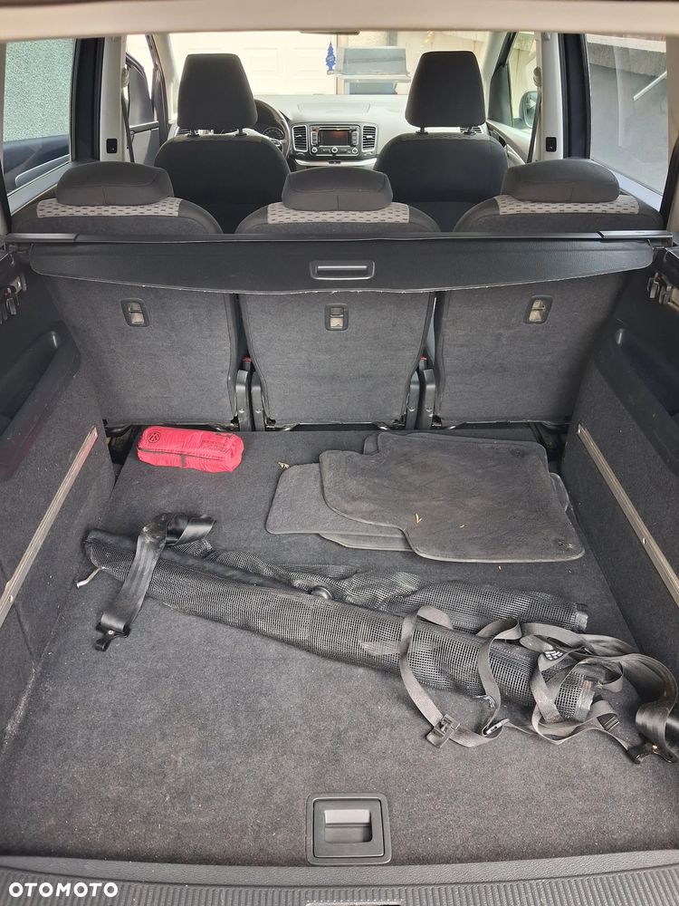Volkswagen Sharan - 18