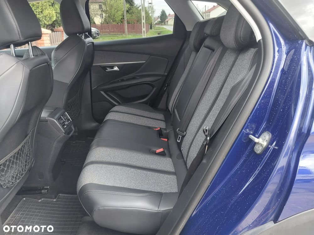 Peugeot 3008 - 19
