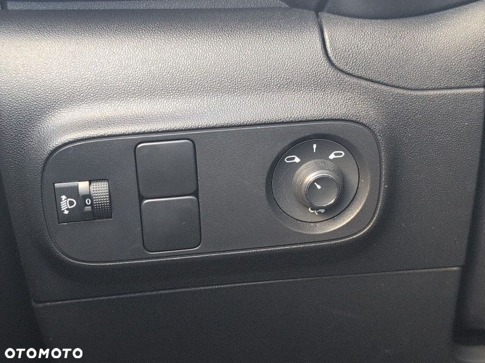 Citroën C3 1.2 PureTech Max EAT6 - 16