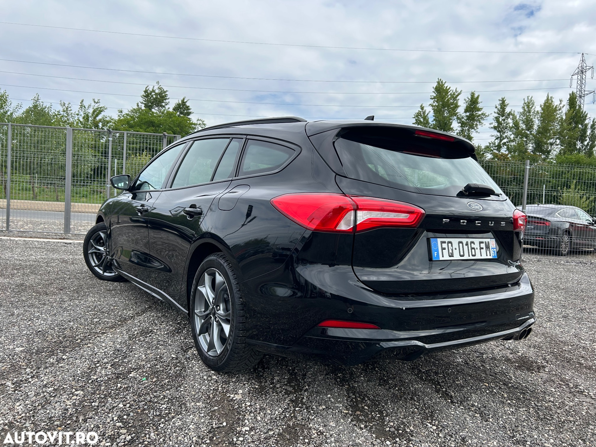 Ford Focus 1.5 EcoBlue Start-Stopp-System Aut. ST-LINE - 3