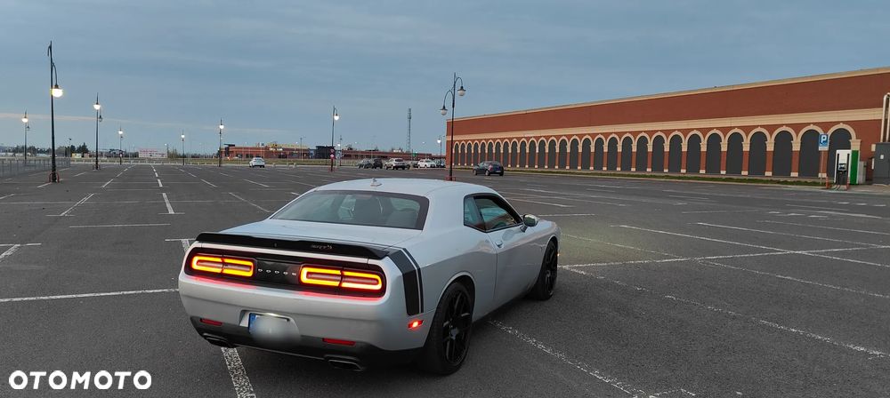 Dodge Challenger - 20