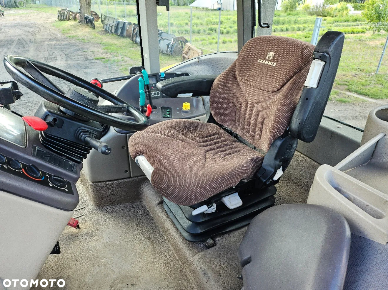 Renault ARES 640 - 12