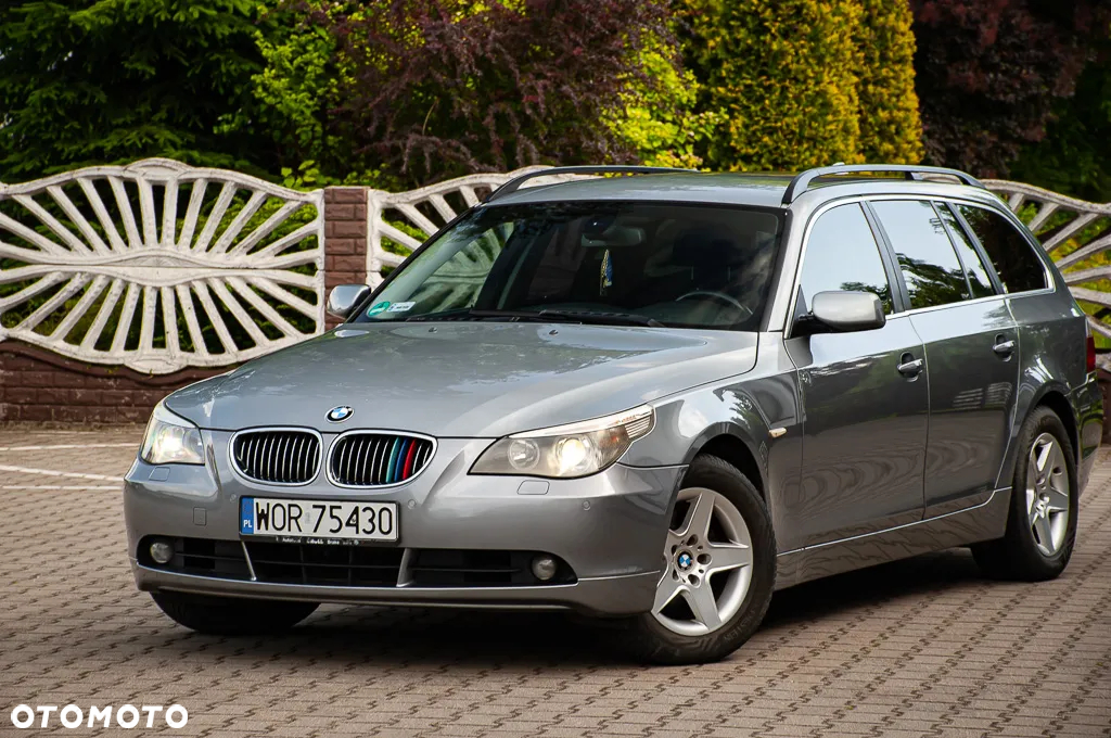 BMW Seria 5 525i Touring - 8