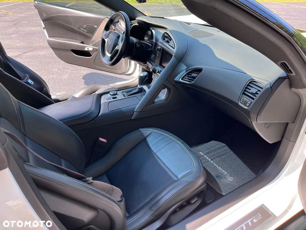 Chevrolet Corvette Stingray 3LT 6.2 V8 Automatik - 17