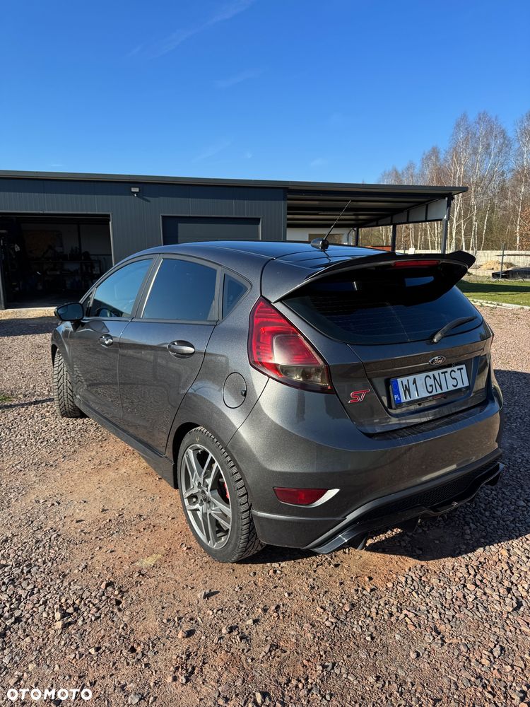 Ford Fiesta 1.6 EcoBoost ST - 2