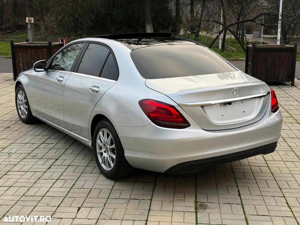 Mercedes-Benz C 200 d - 13