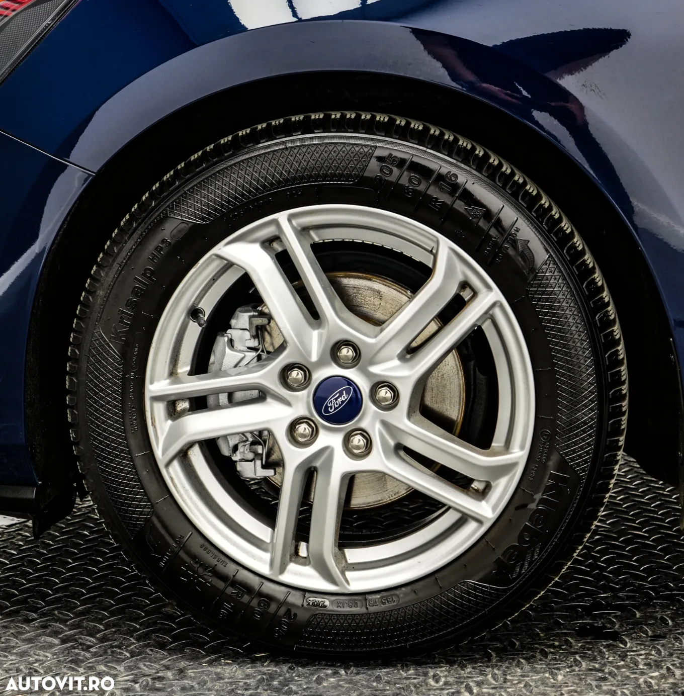 Ford Focus 1.0 EcoBoost Titanium Business - 30