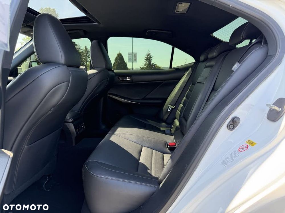 Lexus IS 200t Prestige - 10