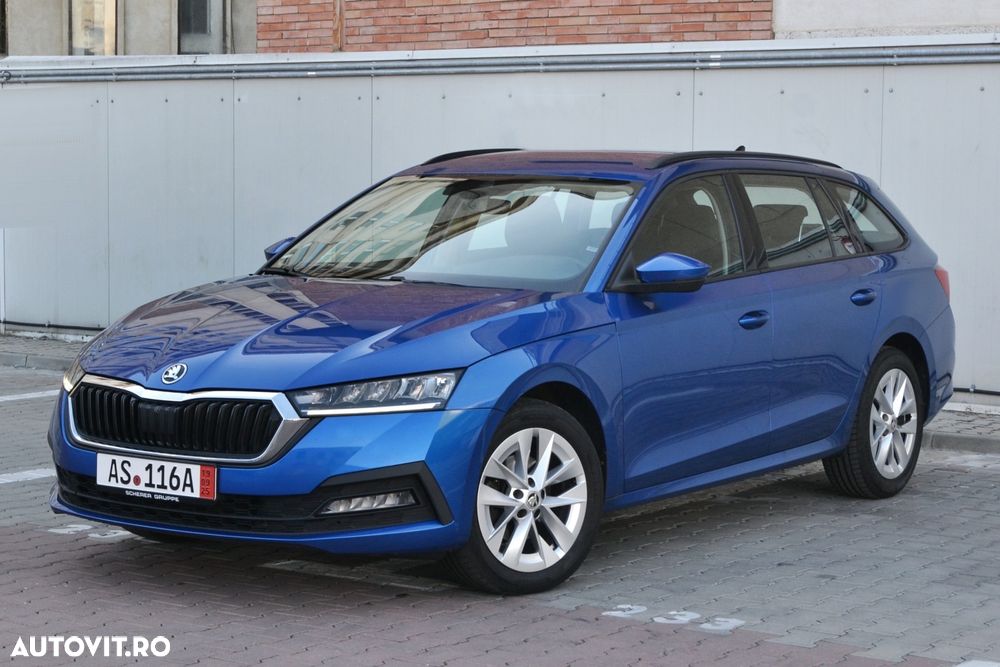Skoda Octavia 2.0 TDI DSG Clever - 3