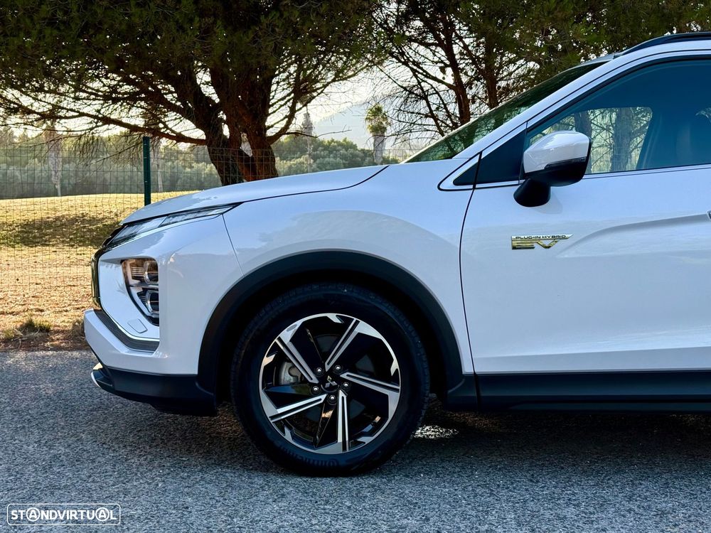Mitsubishi Eclipse Cross 2.4 PHEV eMotion - 24