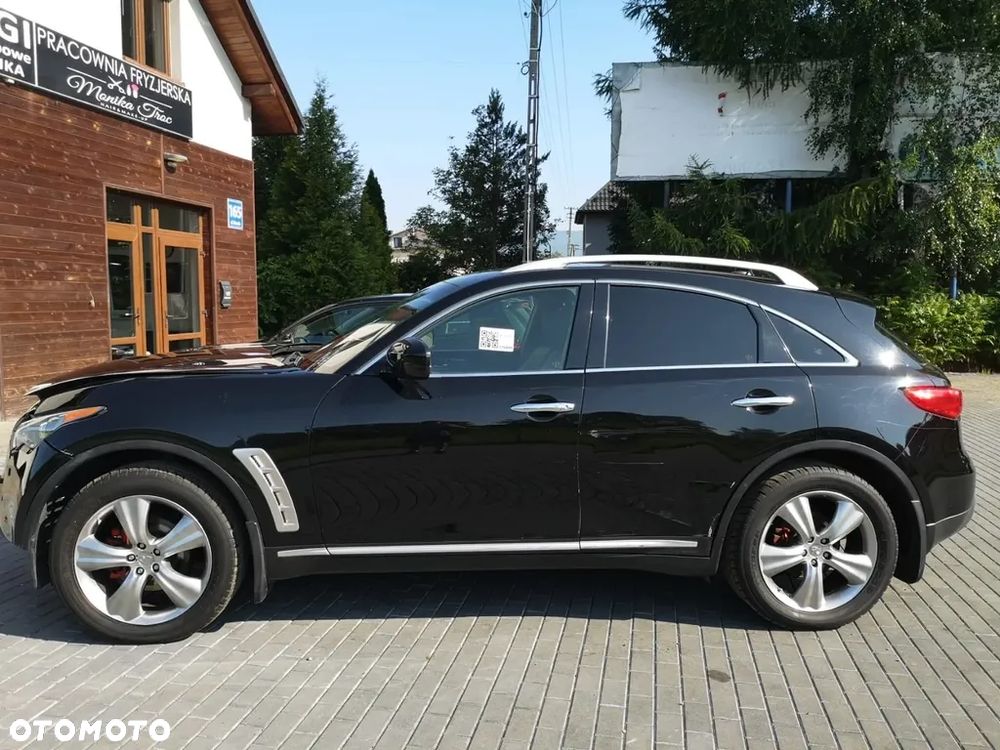 Infiniti FX FX35 - 10