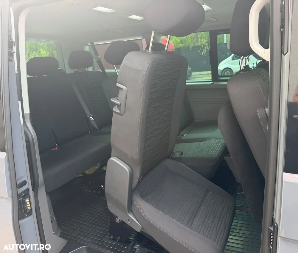 Volkswagen Caravelle - 6