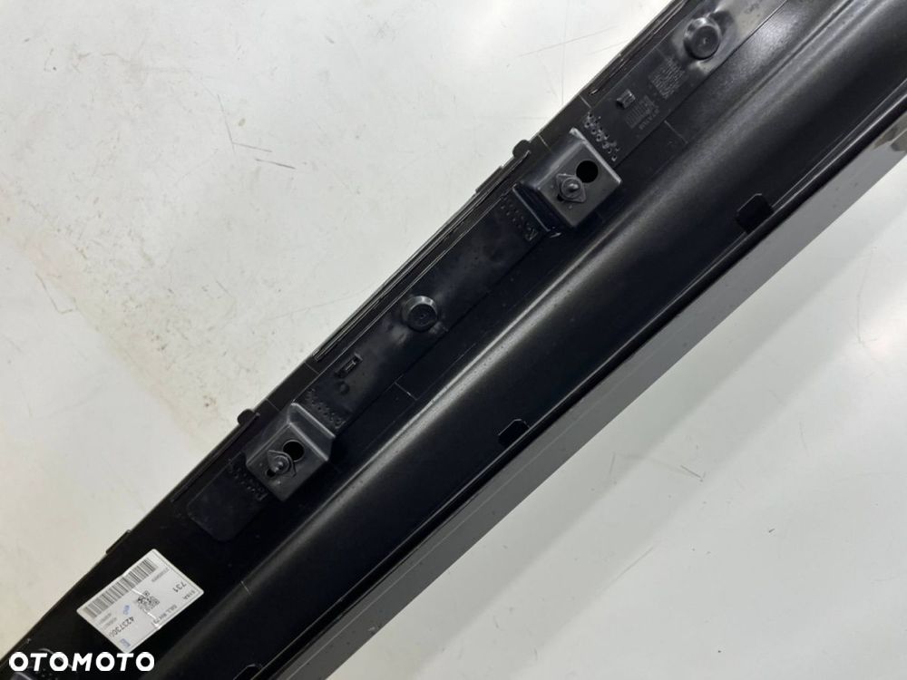 Nakładka progu Volvo XC90 II 14r.- PRAWA listwa progowa zewnętrzna 731 prawy próg 31672371 - 14