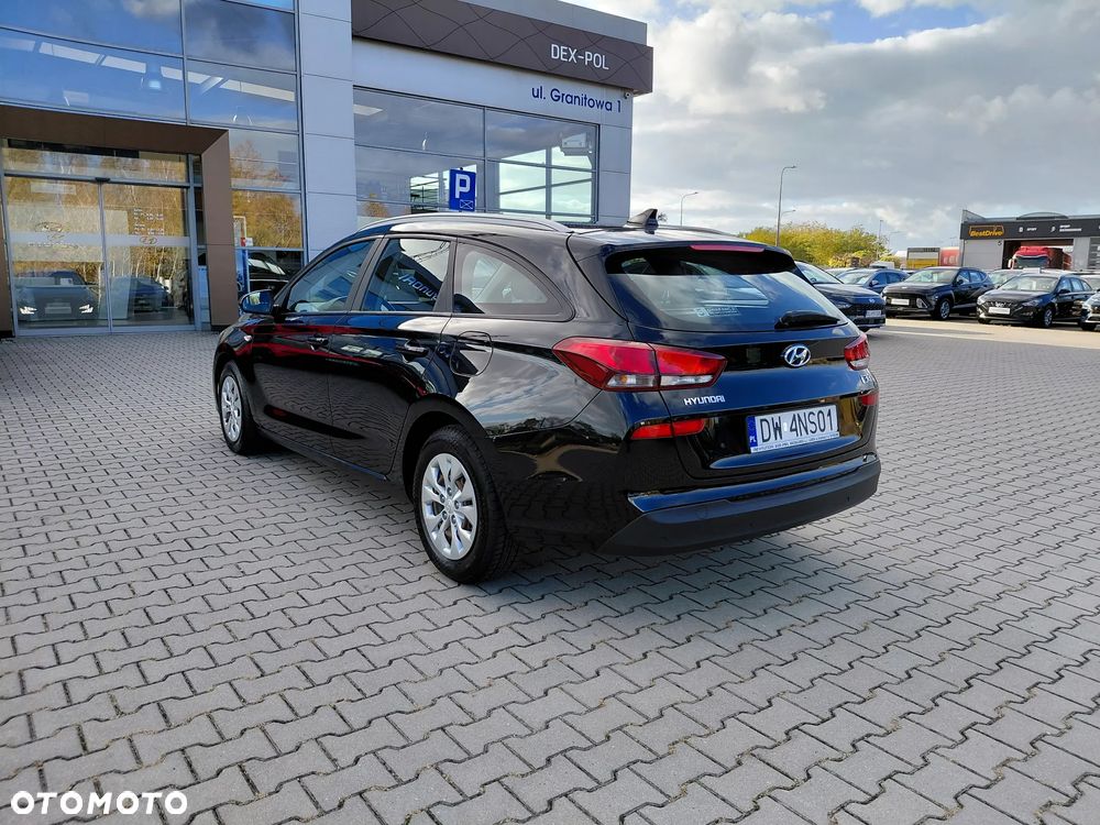 Hyundai i30 1.0 T-GDI Classic + DCT - 10