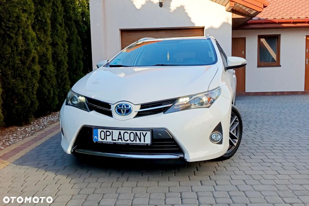 Toyota Auris 1.8 HSD Prestige NAVI - 1