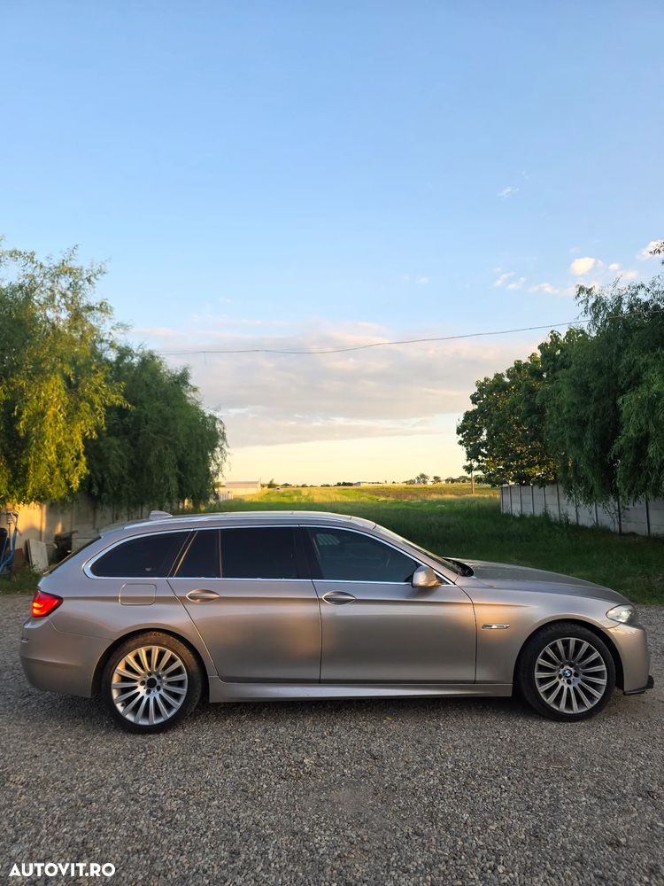 BMW Seria 5 530d xDrive - 10