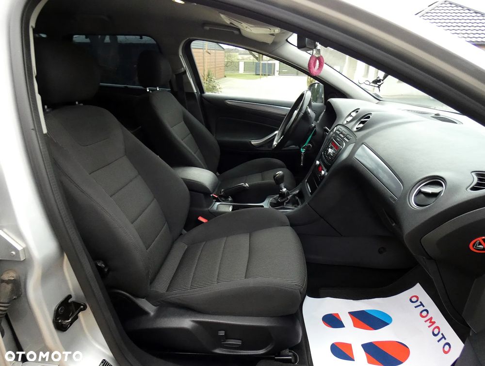 Ford Mondeo 1.6 T Platinium X Plus (Trend) - 31