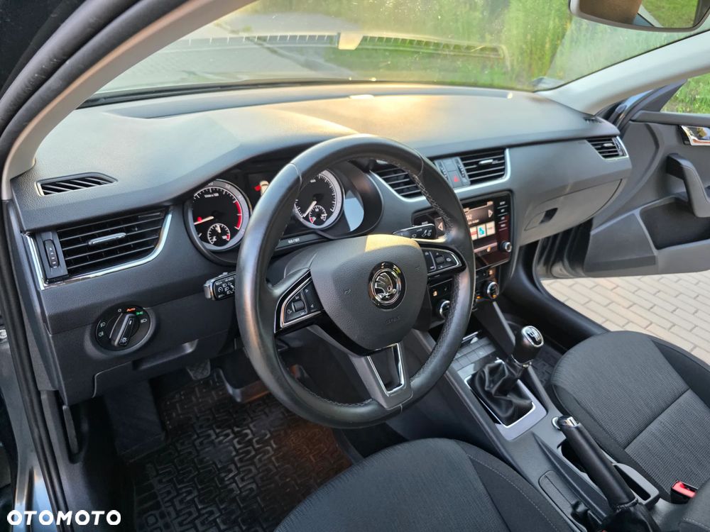 Skoda Octavia 1.5 TSI ACT Style - 25