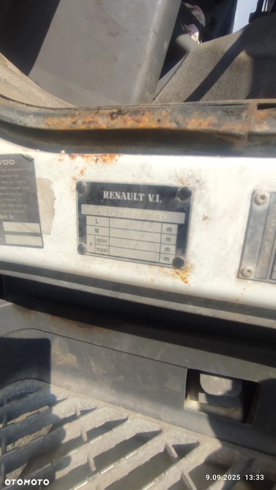 Renault Premium - 6