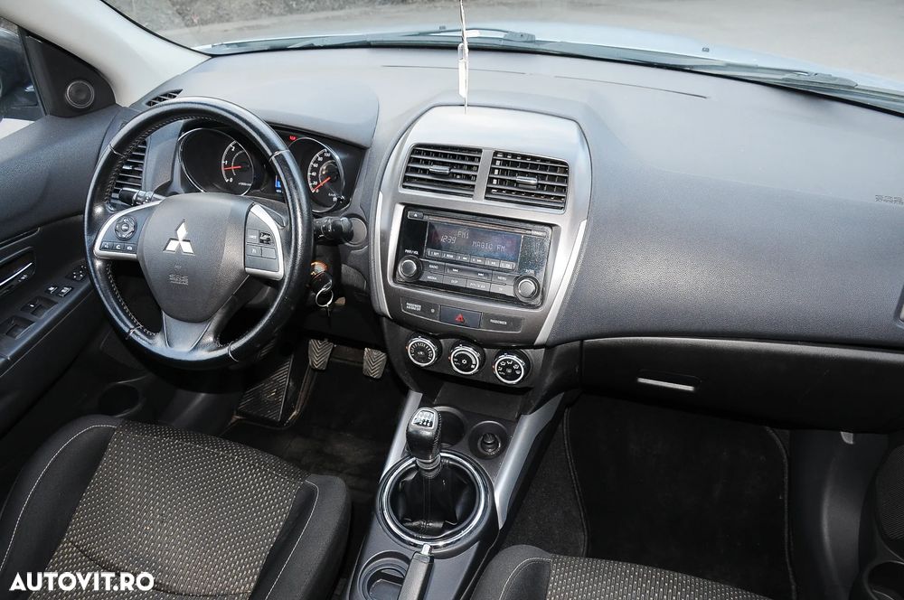 Mitsubishi ASX 1.8 DI-D 2WD Inform - 14