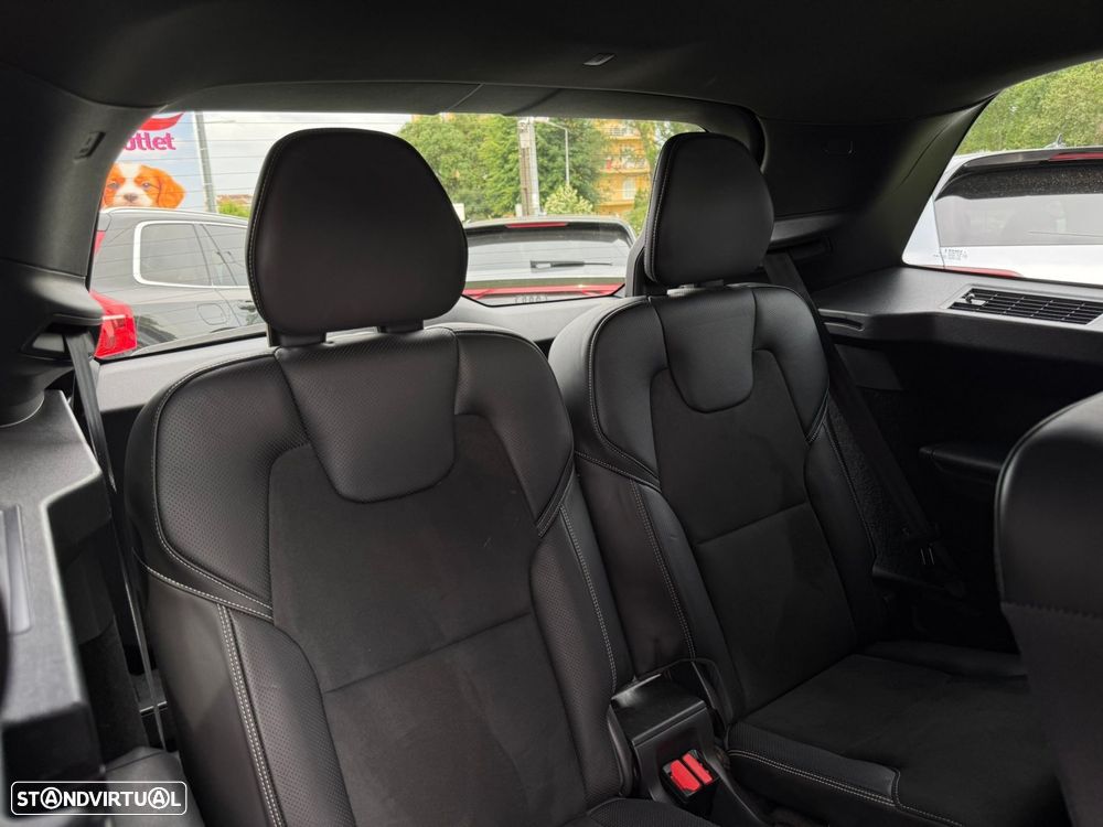 Volvo XC 90 2.0 T8 PHEV R-Design AWD - 32