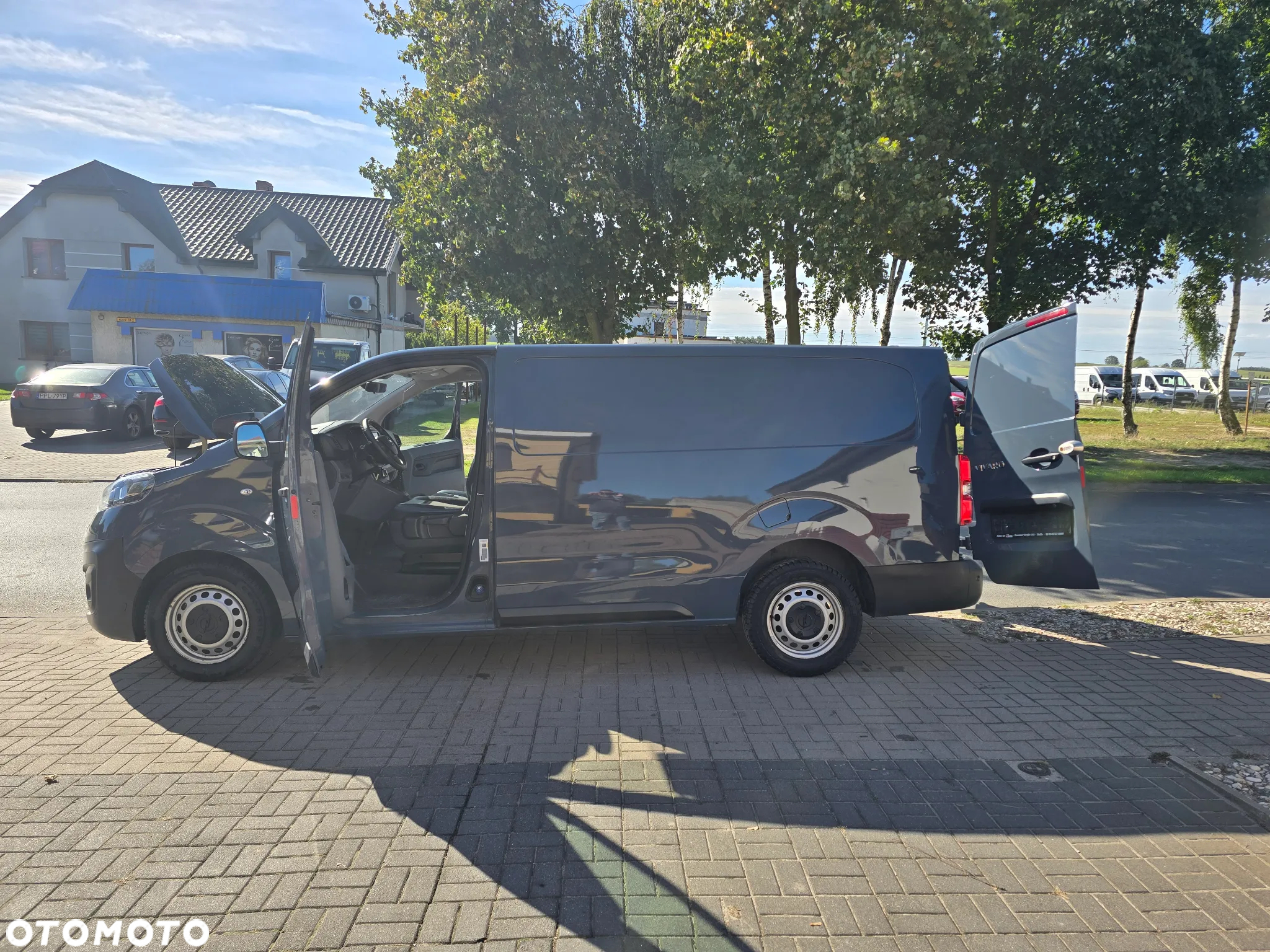 Opel VIVARO - 19