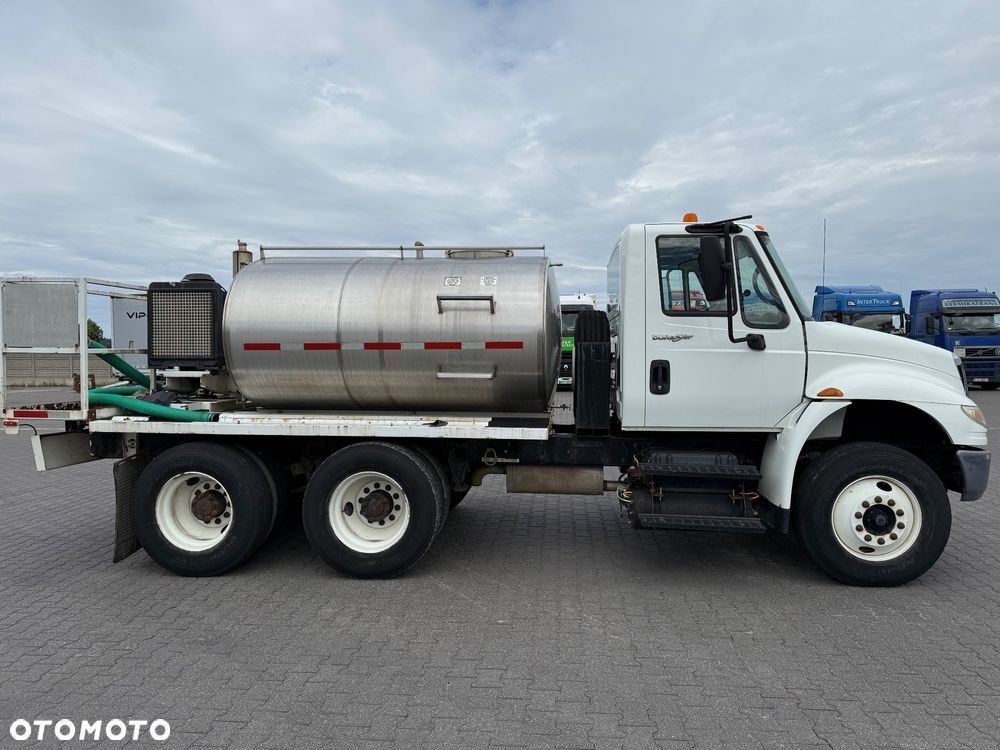 International Dura Star 4400 SBA 6x4 - 4