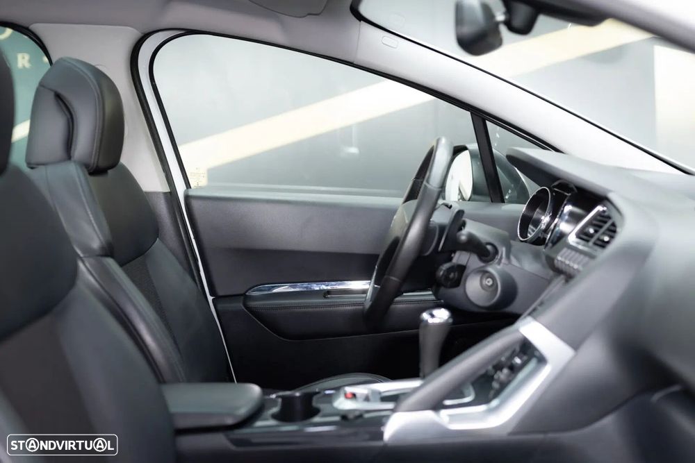 Peugeot 3008 1.6 e-HDi Allure 2-Tronic - 21